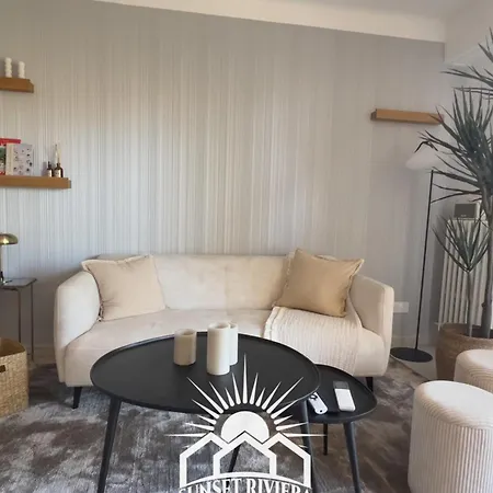 公寓 Le Rossini Center Airco Parking For 4 By Sunset 昂蒂布