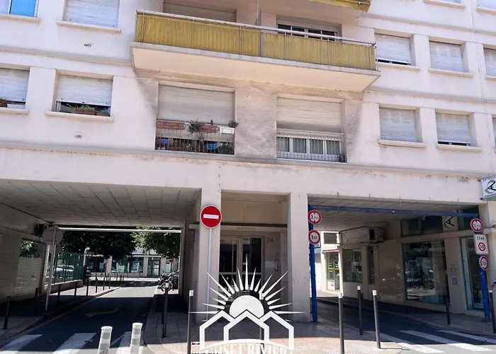 公寓 Le Rossini Center Airco Parking For 4 By Sunset 昂蒂布