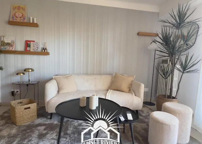 公寓 Le Rossini Center Airco Parking For 4 By Sunset 昂蒂布