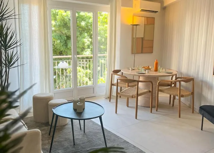 Le Rossini Center Airco Parking For 4 By Sunset *