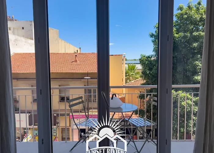 Le Rossini Center Airco Parking For 4 By Sunset Daire