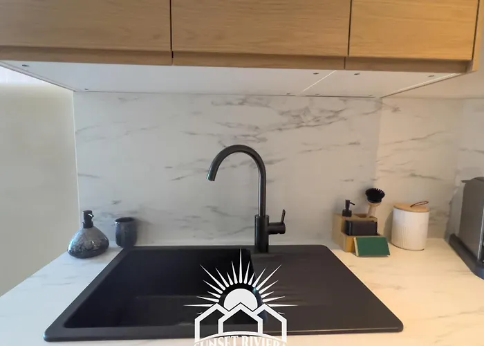 Le Rossini Center Airco Parking For 4 By Sunset Daire Antibes